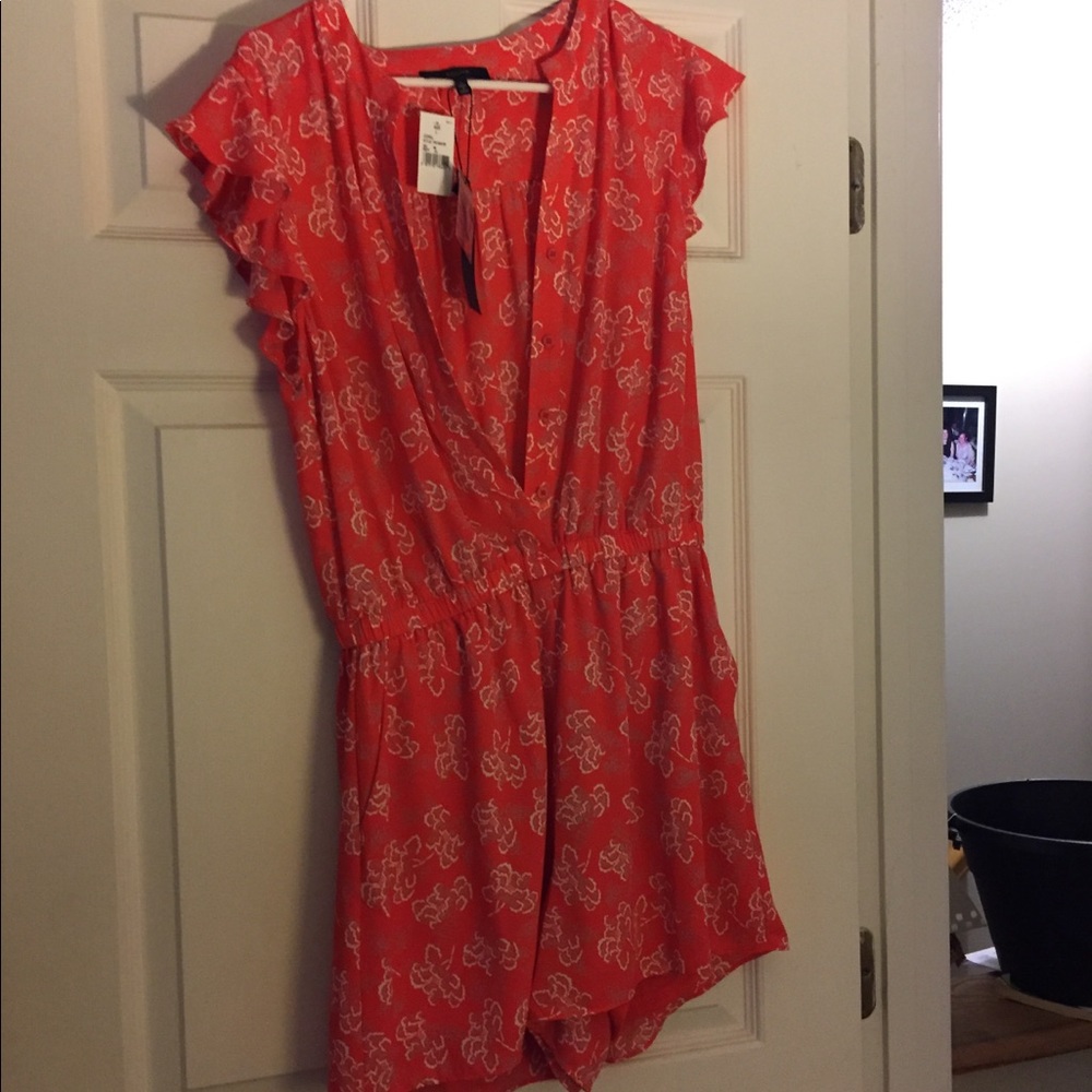 Coral jumper